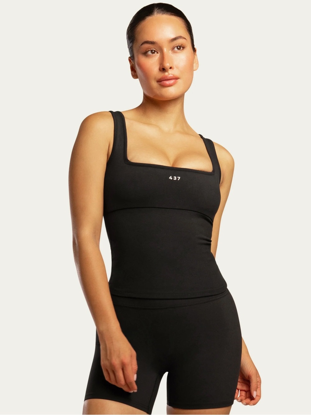 437 The Square Neck Tank in Black XS - Picture 4 of 7